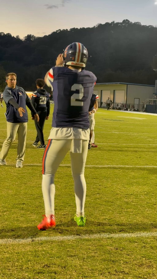 .@GeorgiaFootball five-star QB commit @Jaredcurtis37 showing off elite velocity early tonight in warmups.

Not many, if anyone, can rip it around like he can in 2026.

@247Sports @benjaminwolk 
