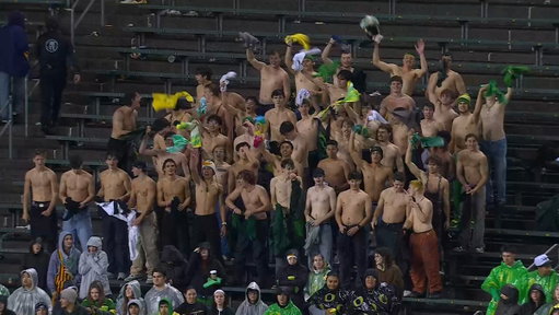 Oregon decided to join the shirtless fans craze  