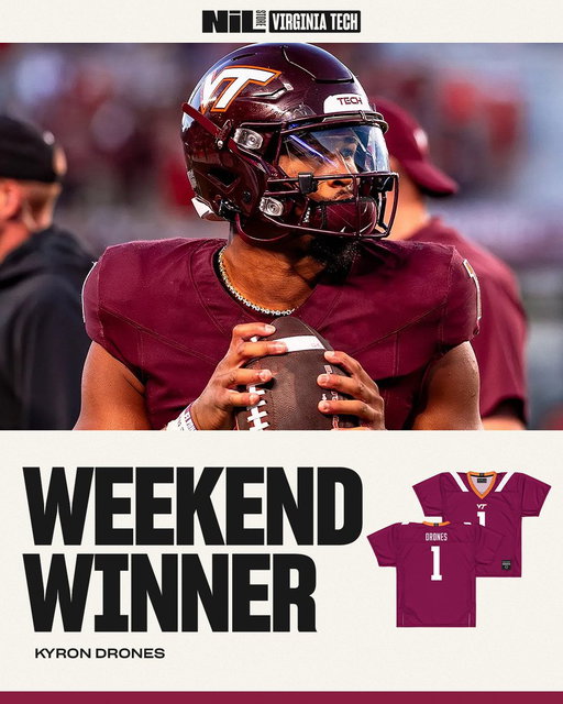 𝟏 𝐨𝐟 𝟏

5 total TDs for Kyron Drones in the Hokies’ dub on Friday night…

Show him some love👇
https://t.co/aJBYE8GKz8

#Hokies #NIL 