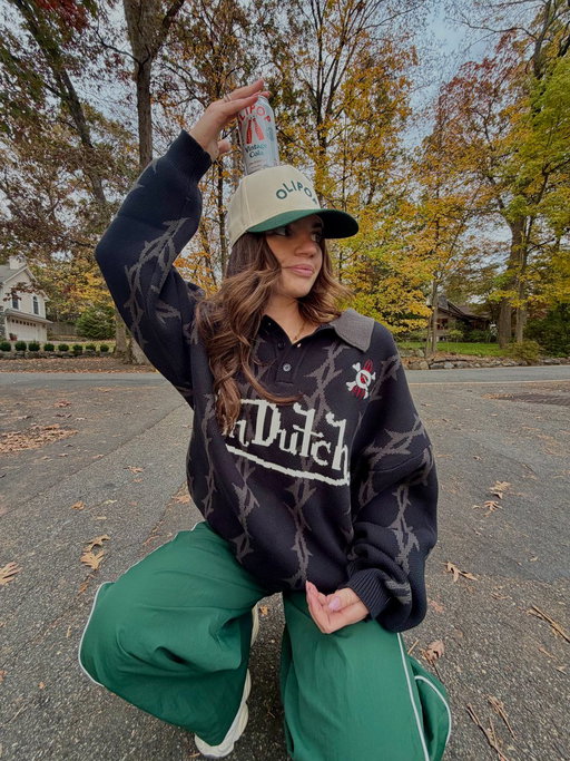 GIVEAWAY ALERT!!!! Follow @drinkolipop &amp; @flyquest, like this post, and comment your favorite emoji for a chance to win this Von Dutch sweater, some OLIPOP, and a jersey 👇

T&amp;Cs: https://t.co/lx0W1lRBwG 