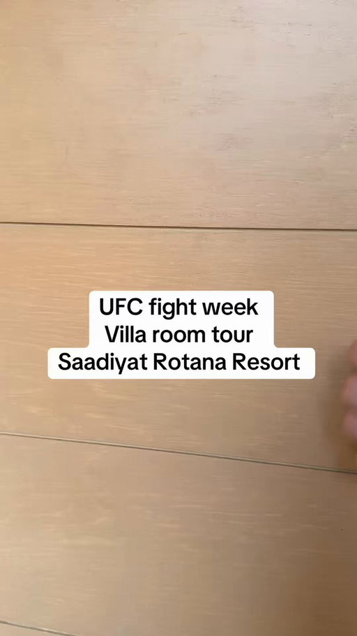 Villa room tour 😎 Before you lot start this was filmed at the start of fight week and didn’t want you lot knowing where I was 😂😂😂 Mega stay though! 👊 