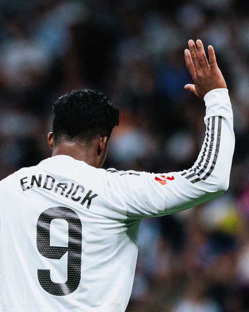 Muy contento con la victoria de hoy y con mi debut en la temporada. ¡Hala Madrid! 🤍🙏🏿 @realmadrid 