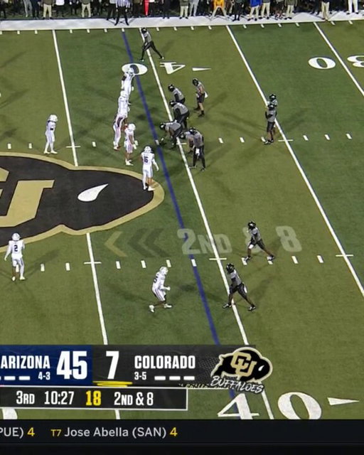 First career touchdown for Julian Lewis as a Colorado Buffalo 

@JulianLewis10 x #GoBuffs

📺: FS1 