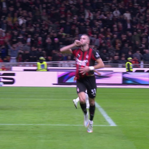 Leão sets up Pavlović for the opener! 🔓

#MilanRoma 1-0 