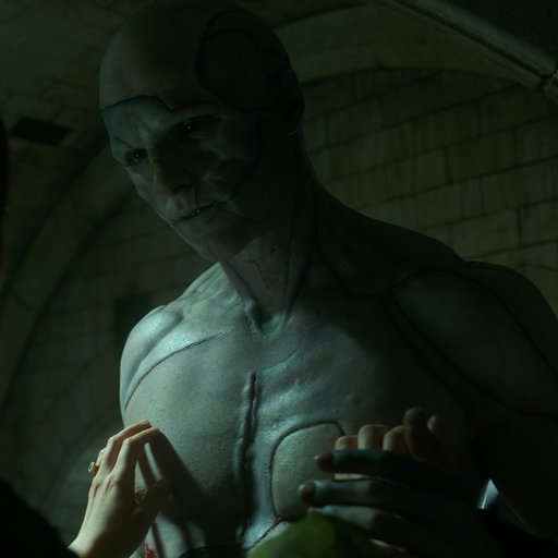 L'attesa è finita: Frankenstein è ora disponibile, solo su Netflix. 