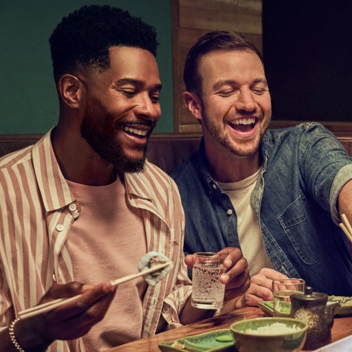 Who’s the friend at your table that always puts the card down? Tag them and let them know you have their back, because you’re paying them back with Zelle®. 