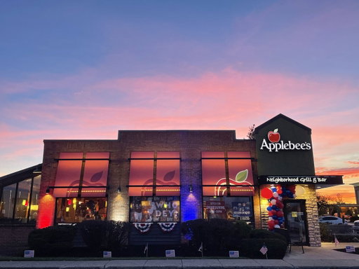 Today, we’re proud to say thank you to those who’ve served. For 18 years, Applebee’s has welcomed Veterans and active-duty military with a complimentary meal on Veterans Day — and together, we’ve shared over 12 million meals with America’s heroes. If you’re a Veteran or currently serving in the Military, Reserves, or National Guard, join us for a free full-size entrée from our Veterans Day menu when you dine in today, Nov. 11. Head to link in bio for offer details.