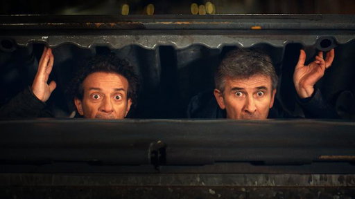 Lavorare a Milano e dormire in Sicilia? Da questo Natale sarà possibile.
Sicilia Express, la nuova miniserie di Ficarra e Picone, è in arrivo il 5 dicembre solo su Netflix. 