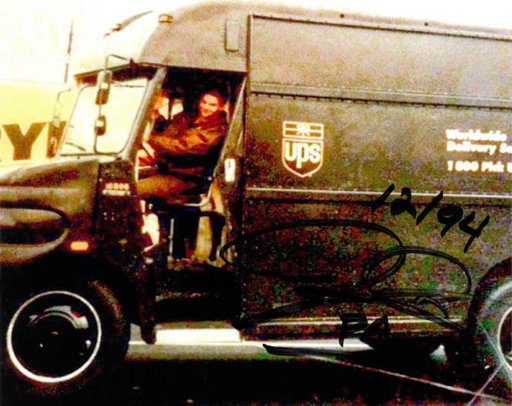Check out the latest episode of @betterbadideas today featuring @SenFettermanPA.
Deeply appreciate the Senator being on the show. Way back in 1994, @JohnFetterman was a hardworking UPS Teamster. Check this guy out! Support your UPS drivers! And tune in to hear the Senator's thoughts on the state of the country and why he voted YES to end the government shutdown. Let's get into it...
https://youtu.be/16XOEyh0Mi8?si=5KJ3wXtpYvOEJc4D