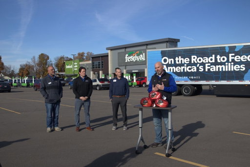 Smithfield partnered with Festival Foods to donate more than 34K pounds of protein to Paul’s Pantry in Green Bay, Wisconsin, and St. Joesph Food Program in Menasha, Wisconsin. The donation will provide support to thousands of neighbors facing food insecurity. 