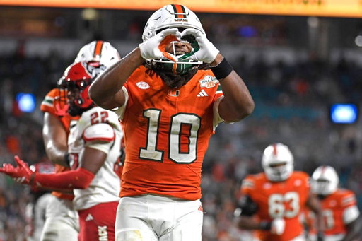 If Miami isn't ranked ahead of Notre Dame tonight the system is broken 