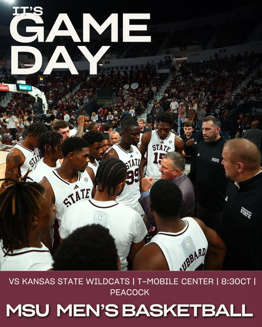 Another P-4 Matchup On Deck 🐶 
📺 Peacock
⏰ 8:30PM CT
📌 Kansas City, MO
https://t.co/7mmyP8NddM 