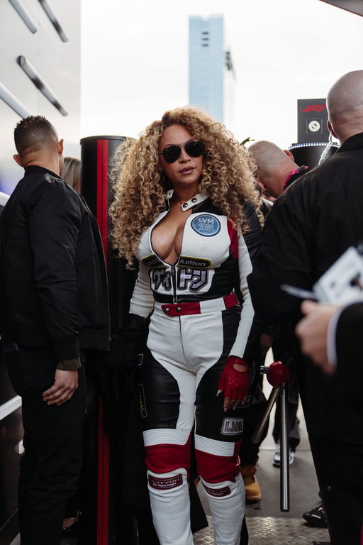 Welcome to the paddock, @Beyonce 👑

#F1 #LasVegasGP 
