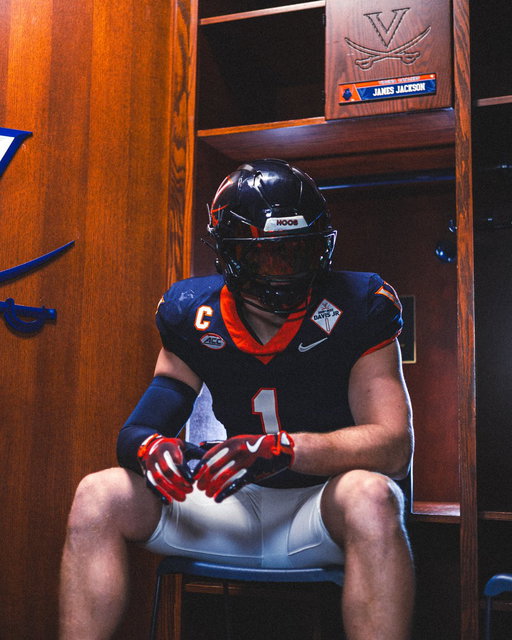 𝓣𝓱𝓻𝓸𝔀𝓫𝓪𝓬𝓴𝓼

🔵🔵⚪️

#GoHoos 🔶⚔️🔷 