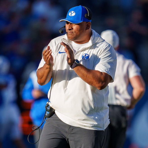 Odds to be the next Penn State Head Coach, per @Kalshi:

Kalani Sitake - 26%
Josh Heupel - 18%
Brian Daboll - 17%
Bob Chesney - 15%
Terry Smith - 14%
Kalen DeBoer - 9%
Lincoln Riley - 9%
Brian Hartline - 8%
Matt Campbell - 6%

Penn State’s search has been a long one 😳 