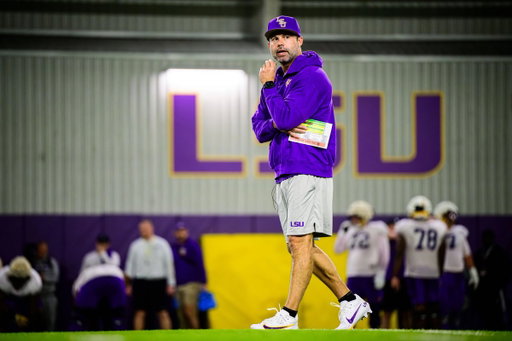LSU defensive coordinator Blake Baker is viewed as a strong possibility to be retained by Lane Kiffin as the Tigers’ defensive coordinator, sources tell @CBSSports 