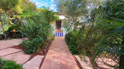 I sold my "forever home" in LA. 

I bought it in 2020 planning to keep it for decades. Instead, I left it completely empty for 5 years.

I turned down ~$600,000 in potential rent.

Here is the math on why it’s now safer to earn $0 than to be a landlord in LA. 🧵 