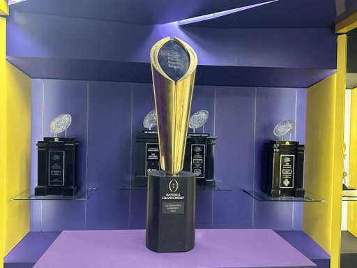 🐯⁦@LSUfootball⁩ 