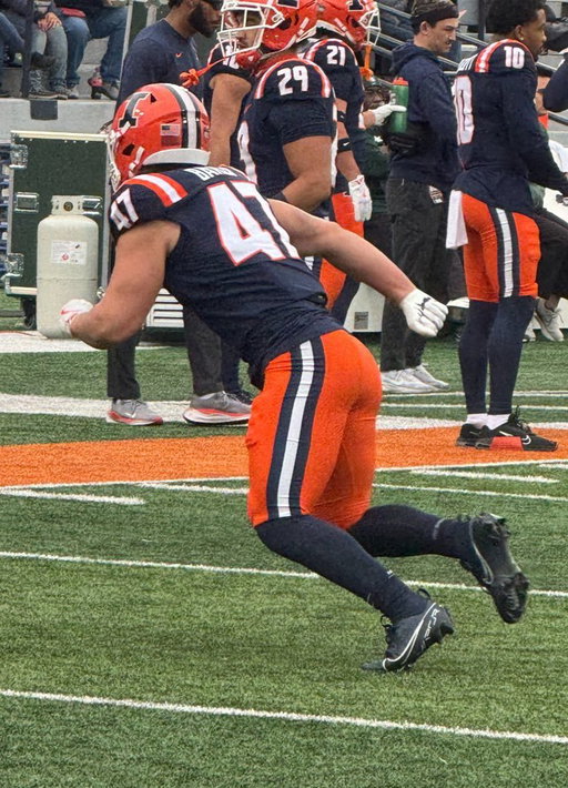 Illinois linebacker Eastern Baker plans to enter the NCAA Transfer Portal.  The 2024 signee out of Tooele (Utah) Stansbury was a 3-star in that class and chose the Illini over schools like Oklahoma, Arkansas and BYU. Will have three years of eligibility remaining. https://t.co/FTX1yzkBRO