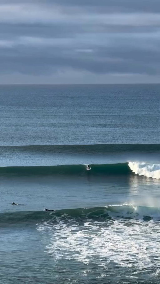 A beautiful glassy morning at iconic Bells Beach 🔔

🏄‍♀️  Sophia Culhane 