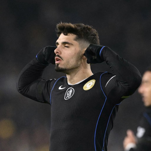Us to all the Chelsea fans in the comments 