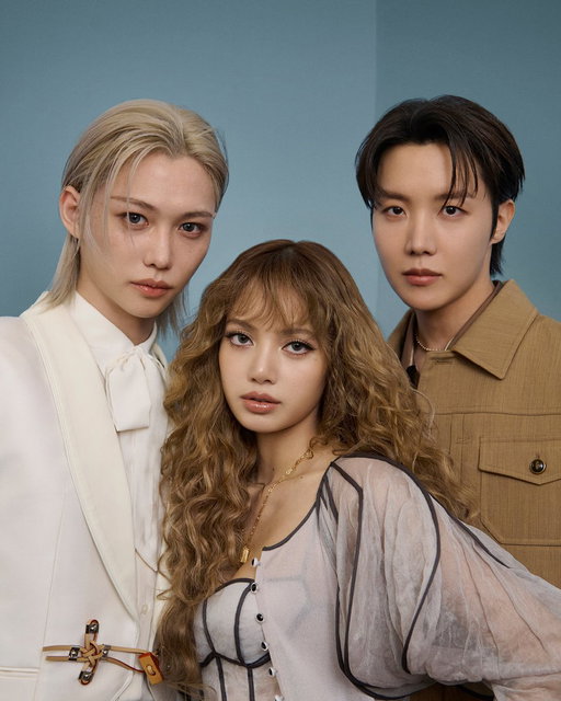 Visionary Journeys Seoul. House Ambassadors #Lisa, #jhope, and #Felix reunited at the opening event - a striking moment honoring the House's long-standing connection to music.

#VisionaryJourneys #LouisVuitton #LVThePlace 