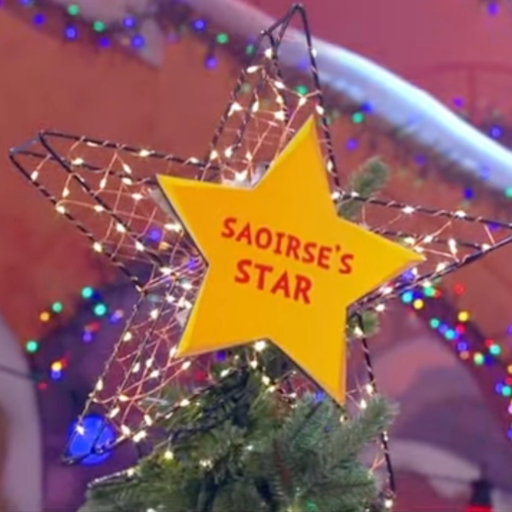 Saoirse's Star looking over all the kids on the Late Late Toy Show tonight was such a lovely touch

#LateLateToyShow 