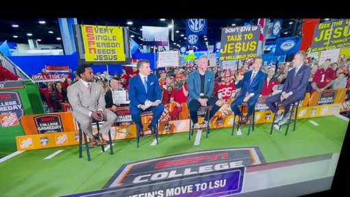 “Lane was struggling taking a new job and doing his current job”

Nick Saban on Lane Kiffin not staying with Alabama for the national championship in 2016.

Despite this, Saban strongly advocated Ole Miss keeping Kiffin around for the 2025 CFP. 
