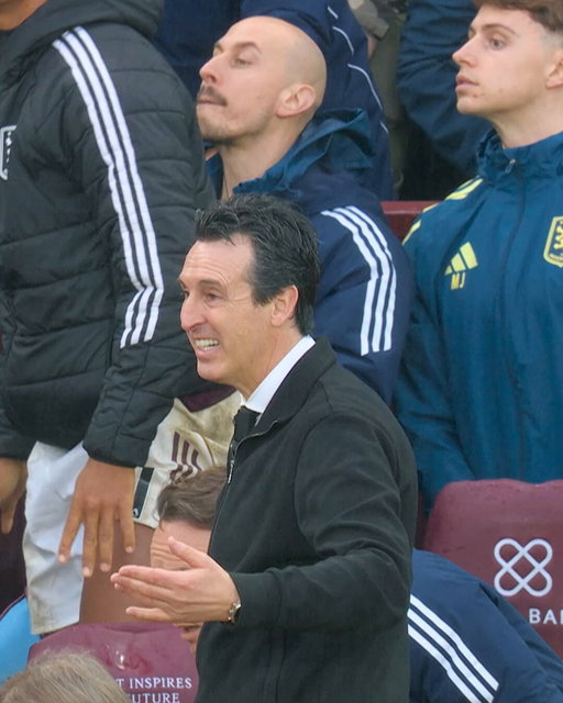 The Boss after the winner 😁 