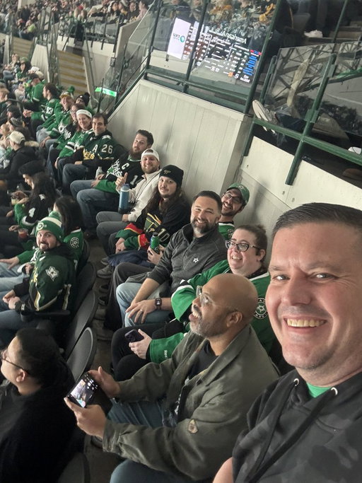 We’ve had an amazing night so far during our first ever Diehard Takeover!

Go Stars! 