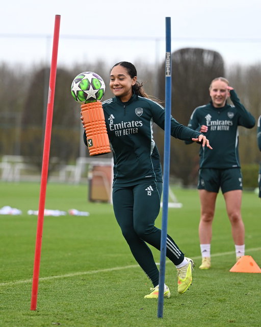 Eyes on the prize 👀

Shot on Google Pixel. 