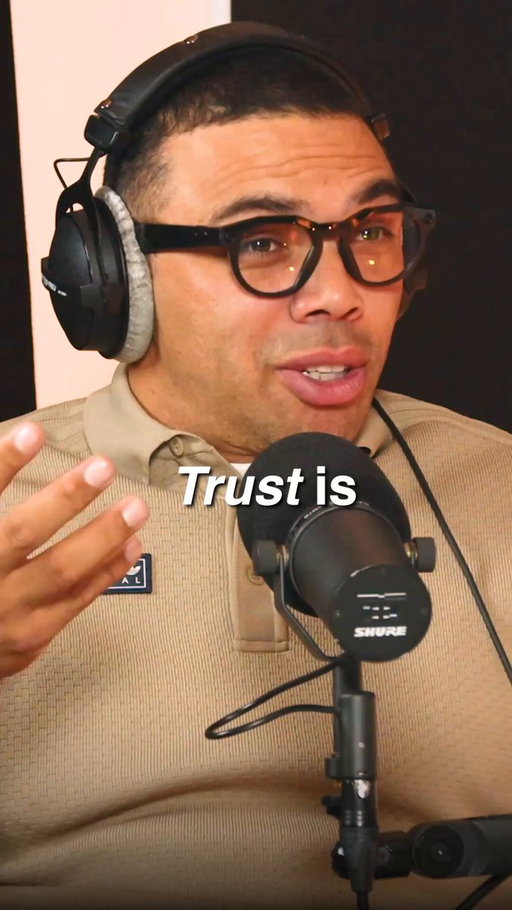 Bryan Habana is one of rugby’s greatest ever players… a World Cup winner, a 100+ cap Springbok, and the joint-highest try scorer in Rugby World Cup history.

Rugby is the backdrop, but what Bryan shares goes far deeper: the pressure, the identity, the betrayal, the loneliness, the resilience, and how an elite athlete holds everything together when life is falling apart off the field.

This is our longest episode yet, and for good reason.

There were moments in this conversation that shocked us and moments that genuinely inspired us.

🗣️ : You can let the world choose your happiness… or you choose it yourself.

In this episode we discuss:
💪 Discipline & sacrifice: what it takes to stay world-class for a decade.
🇿🇦 What makes the Springbok culture unique?
💔 The personal betrayal that cost him money & family
📉 Being booed by 40,000 fans and the mentality behind handling public failure
🌍 Retirement shock and having to unlearn to relearn
👨‍👩‍👦 The true cost of fame & sporting success.

This is @BryanHabana as you’ve never heard him. Raw, honest, and unbelievably inspiring.

All on Business of Sport 🔥

Youtube 👉 https://t.co/06Bj0qtLan
Spotify 👉 https://t.co/5FfSWnCPZL
Apple 👉 https://t.co/dX5LELkikp