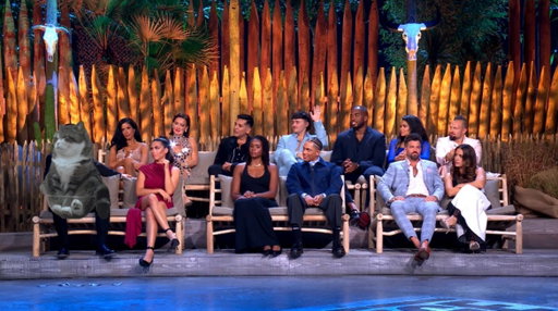 First season and first chair at the reunion is kind of iconic @LisaVanderpump 

#TheChallenge41 