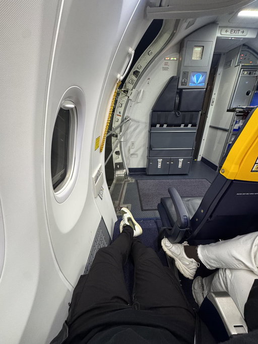 I love your new business class @Ryanair ✈️ 