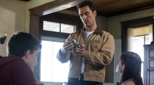 Interstellar is about a father who leaves his family to save the world. The Odyssey is about a father who returns home to save his family. ❤️ 