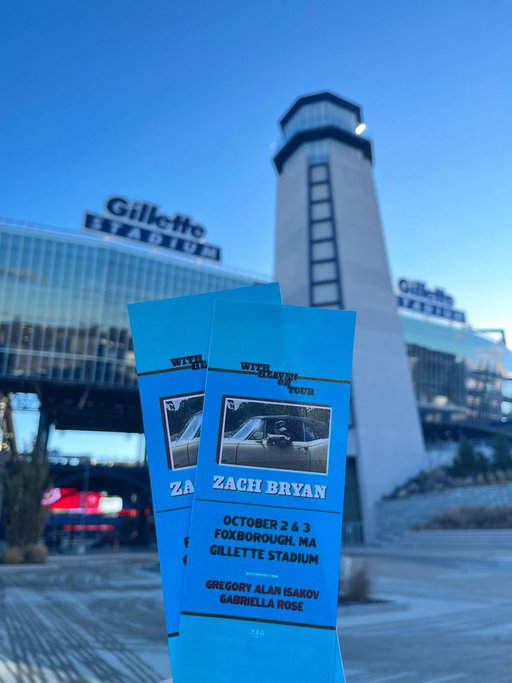 &amp; on the 12th day of Giveaways @gillettestadium gave to me two Zach Bryan tickets! RT/ follow to enter to win! Thanks for playing &amp; happy holidays ❄️☃️ 