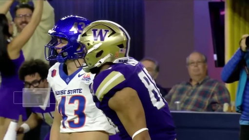 Throwing a flag for a Gronk spike at the @LABowlGame is Bucked Up isn't it @RobGronkowski? 