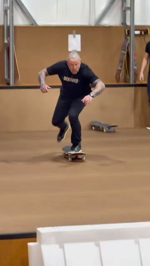 I told myself I wouldn’t skate the streets anymore because I’m too old and terrible at it.  
But thanks to @Timcast I got pulled back into the fold yesterday.  
I can’t lie that was fun. 
Street Ellis is back!! Haha 