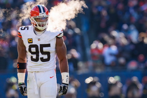 Most Sacks in a NFL season

NYG Michael Strahan 22.5
PIT T.J Watt 22.5
CLE Myles Garrett 22.0

One away from history ☝️ 