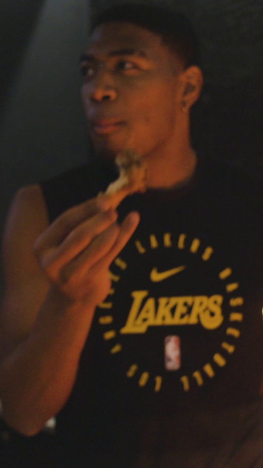 Deandre’s mom made a holiday meal for the team 🥹

🔗: https://t.co/HD01RNo1ca 