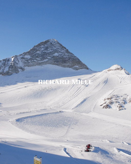 A new addition to the Richard Mille family of partners, Arthur de Villaucourt is a French rising star in freestyle skiing, steadily establishing himself as one of mogul skiing’s most compelling young talents. 