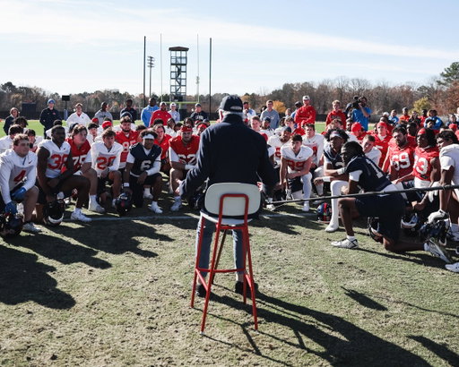 Grateful to have Ole Miss legend Archie Manning speak to the team after practice today.

#HottyToddy 