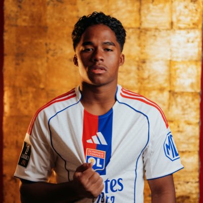 Allez les Gones! 🙌🏿🦁 @OL #NewProfilePic 