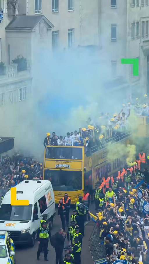 A day in Leeds that will go down in history 🤪🤍

Take us back to 5th May 2025, when it felt like the whole of Leeds had descended on the city centre to celebrate Leeds United’s promotion to the Premier League 🏆 

This really was the moment life peaked in 2025 🙏 #lufc @LUFC 