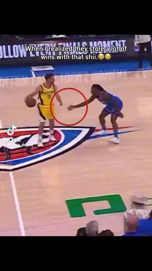 “Top 5 defensive rating leaders in the NBA:

1. Jaylin Williams
2.  Ajay Mitchell
3. Chet Holmgren
4. Cason Wallace
5. Isaiah Hartenstein”

Look at how they’re getting away with all these fouls. 💀 

