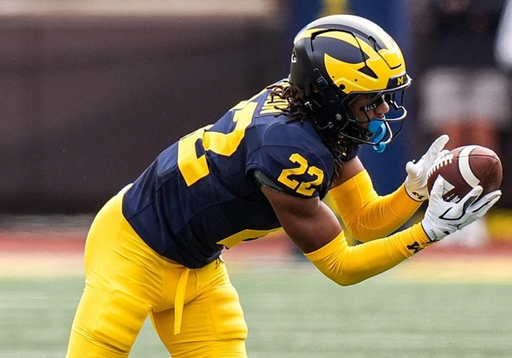 Mizzou is getting a visit from Michigan DB transfer Elijah Dotson next week.

Variety of other schools are in contact like Pitt (who he was committed to in HS), Auburn, Illinois, Oklahoma State, Minnesota, Kentucky and more.

https://t.co/LZmU3BzZXc 