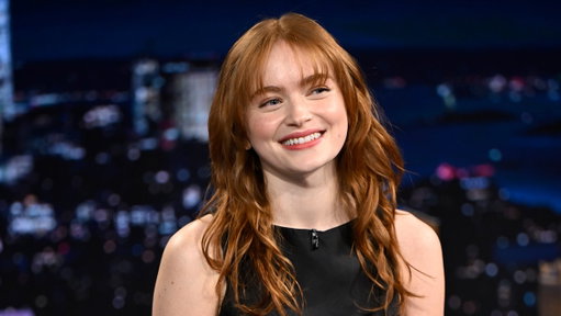 .@SadieSink answers what she thinks happens to Eleven at the end of @Stranger_Things… 👀 #FallonTonight #StrangerThingsOnFallon 