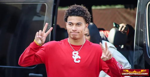 “I want to make a big impact. I want to be a leader.”

USC cornerback signee Brandon Lockhart is 1 of 6 future Trojans participating in the Navy All-American Bowl.

@C_Morrissette details how he’s preparing for that game and everything afterwards: (VIP)

https://t.co/335i8ogApg 