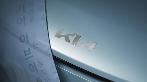 A first impression that lasts. Meet the Kia EV2. 
 
#Kia #EV2 #FirstImpression #WorldPremiere #MovementThatInspires 