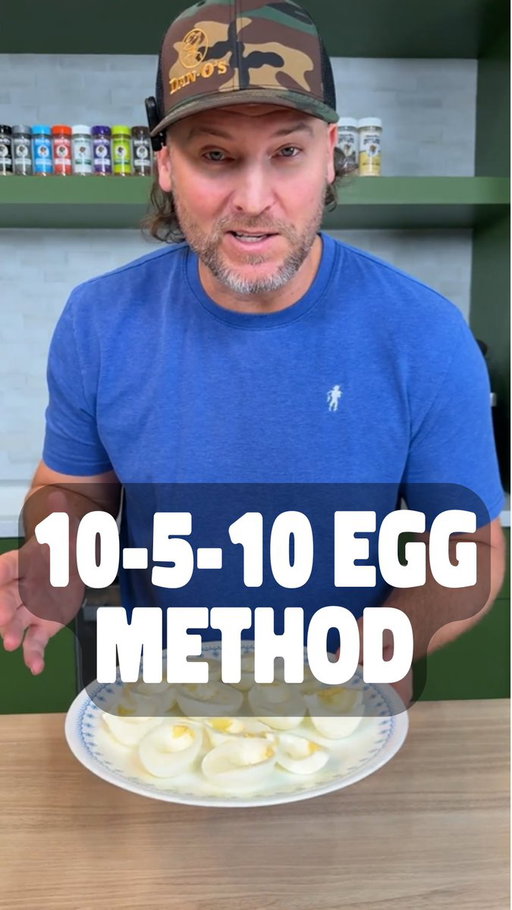 We're back with the 10-5-10 method! I’m showing you the BEST method for easy peeling hard boiled eggs, and my favorite flavor to sprinkle on them!🥚 